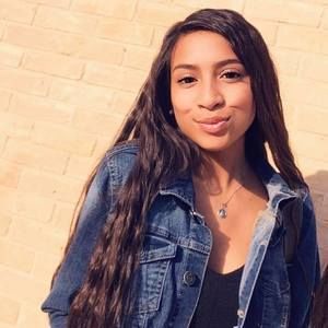 Meet your Posher, Ariana